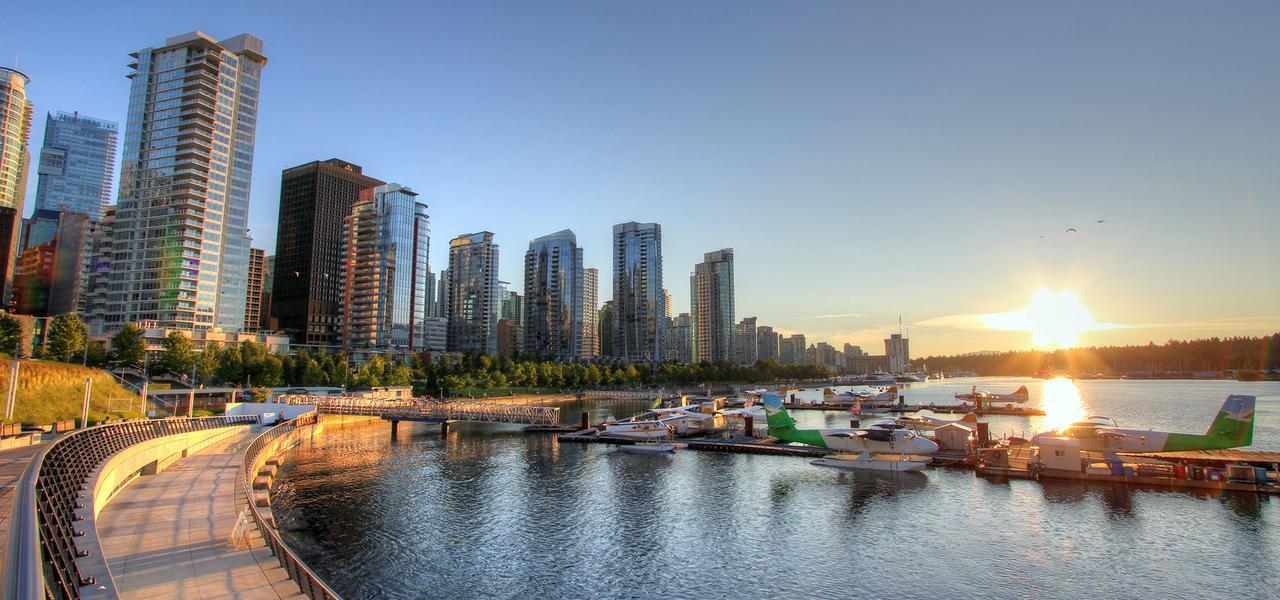 3Br/3Ba Downtown Luxury Townhouse Apartment Vancouver Exterior photo